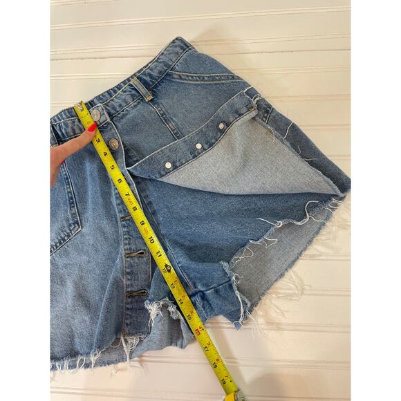 ASOS & URBAN OUTFITTERS Pink Cut Out Crop Top and Button Jean Skort Bundle Sz 10 - Picture 12 of 12